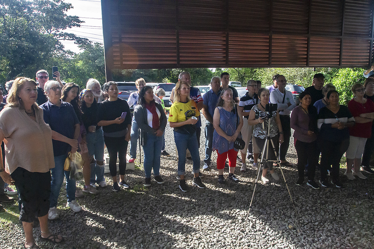 742024BCM12 PAR 18x12 72dpi