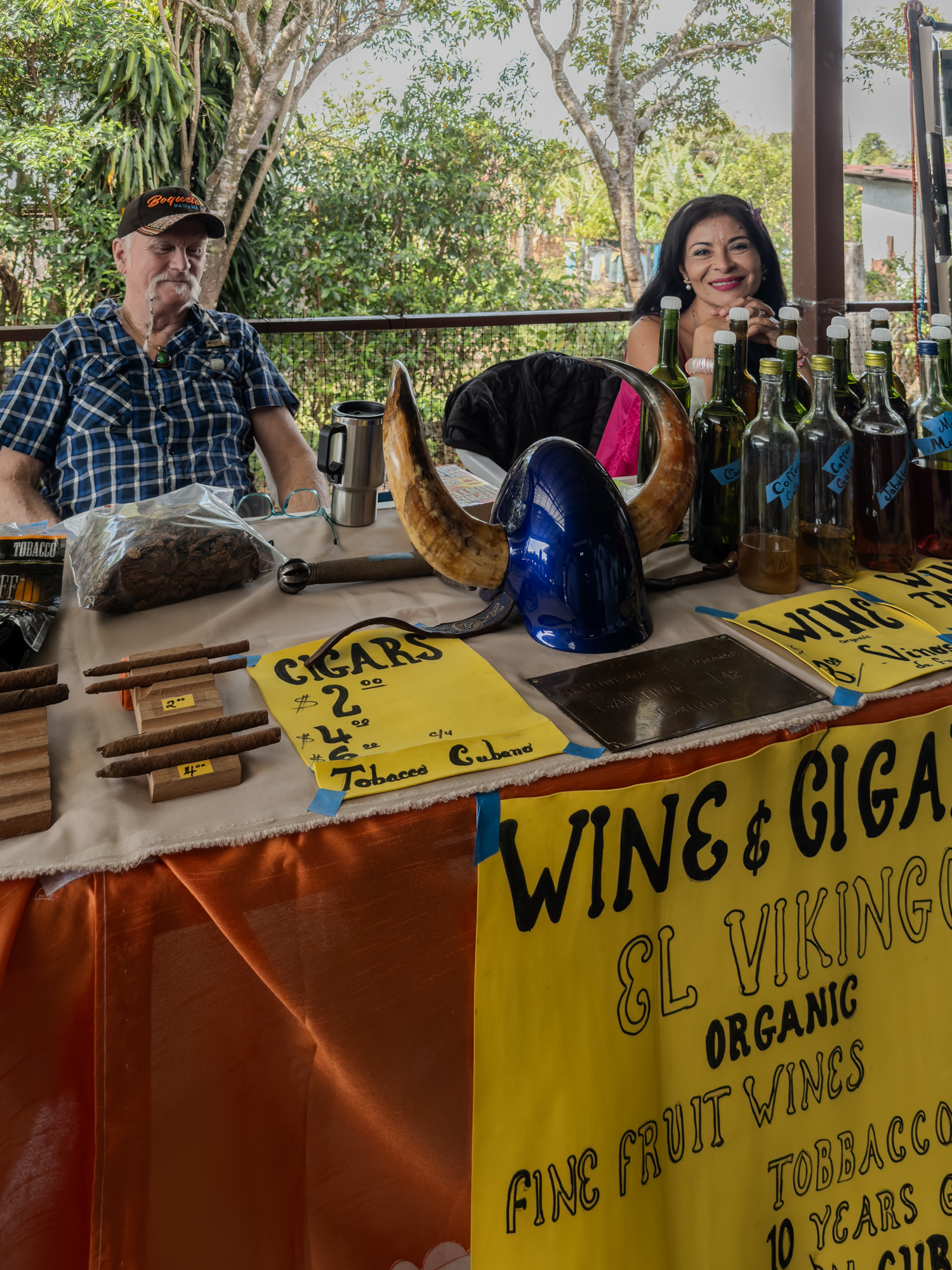 Thursday market 9479